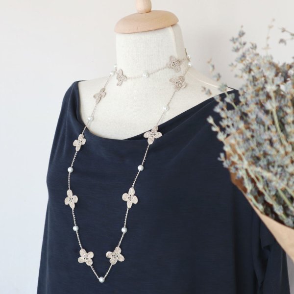 画像2: CROCE ラリエット「クローチェ・パール」サンドベージュ (2)