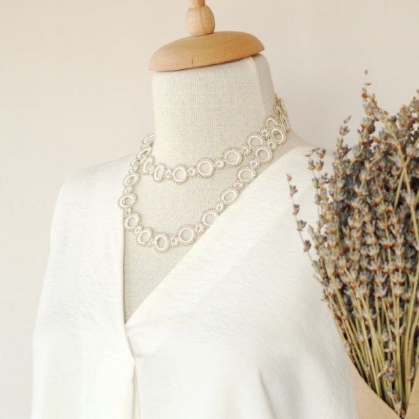 画像2: RING ラリエット「リング」ホワイト&シルバー (2)