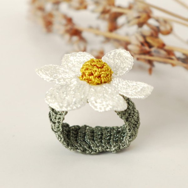 画像2: DAISY リング「デイジー」ナチュラル・ホワイト (2)