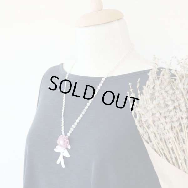 画像2: ROSE PEARL ネックレス「ローズ・パール」ミスティ・モーブ (2)